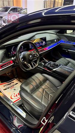 بي ام دبليو الفئة 7